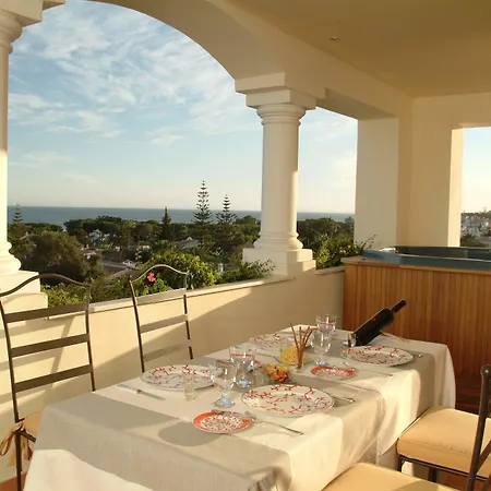 Livescape Guadalpin * Marbella